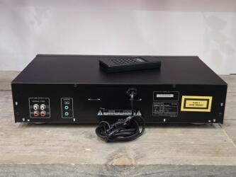 Compact Disc PLayer DP-2030 11045275 1