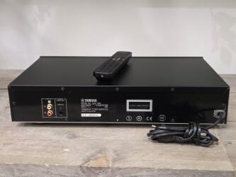 Compact Disc PLayer CDX-496 Y409281XZ 3