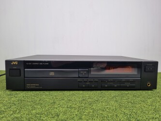 XL-V211 Compact Disc Player 124S1996