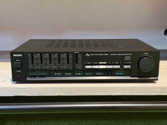 FA 564 Stereo Amplifier 040626-1 1