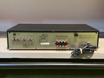 FA 564 Stereo Amplifier 040626-1 2
