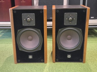 Quart 280 Bookshelf Speaker Set Q07539