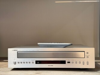 CD-C600 Disc Changer Y452553UW